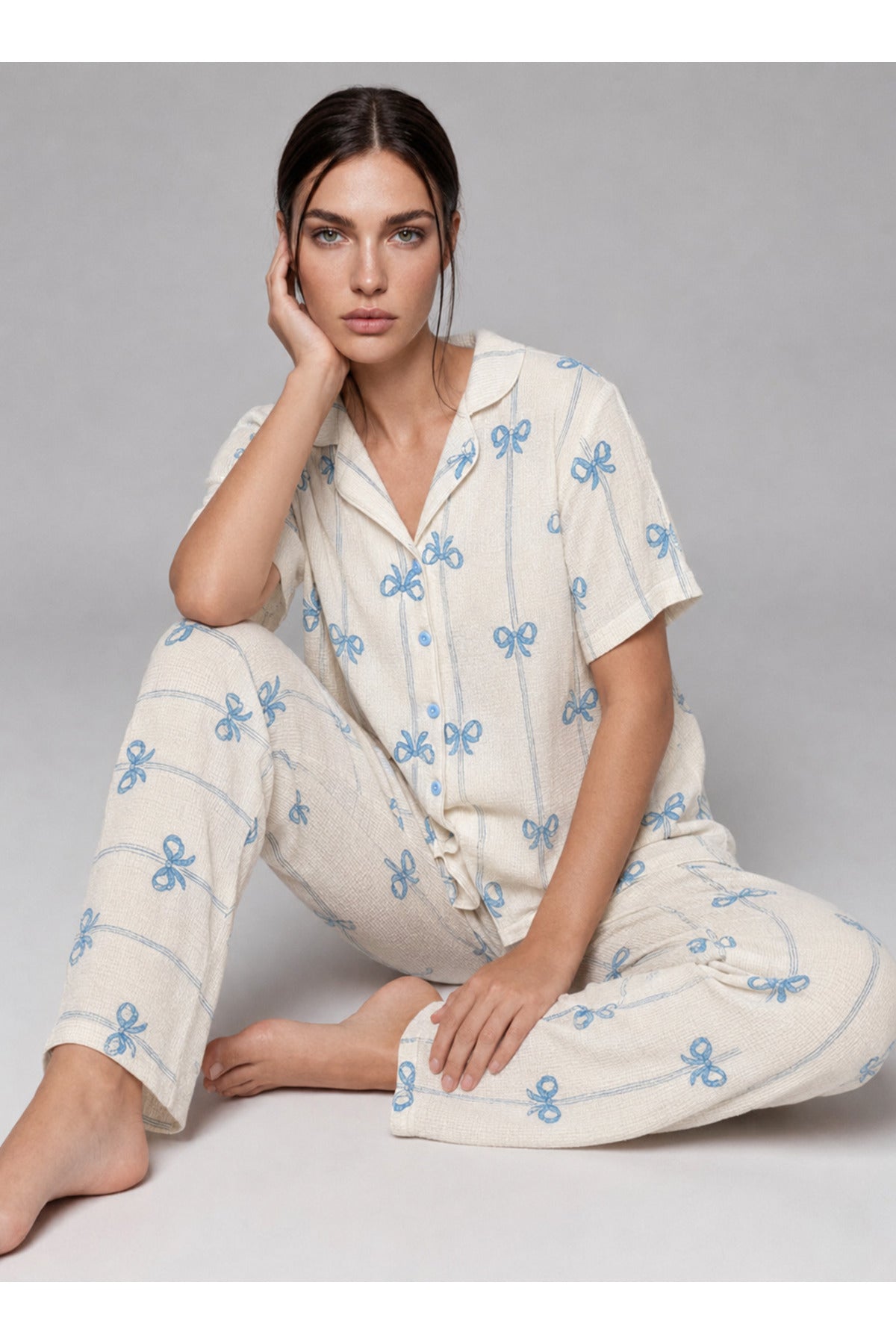 Kadın Uzun Kollu Gömlek Yaka Çizgili Kalpli Pijama Takımı 4770
