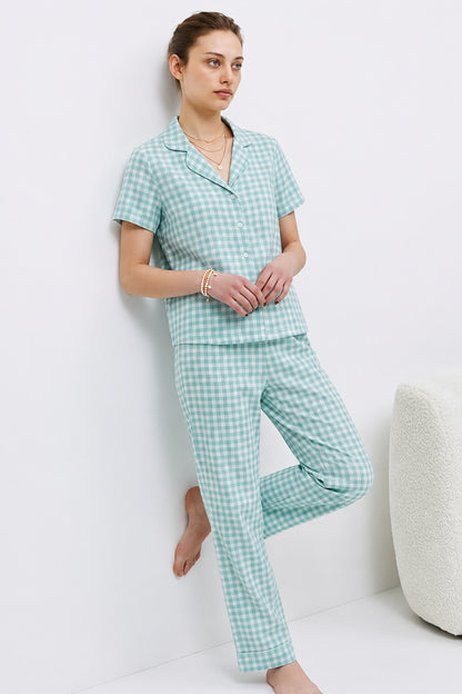 V Yaka Kapama Lastik Bel Pijama Takımı
