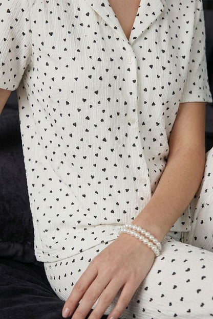 Çiçek Baskılı Bürümçük Kumaş Kısa Kollu Pijama Takımı 6067