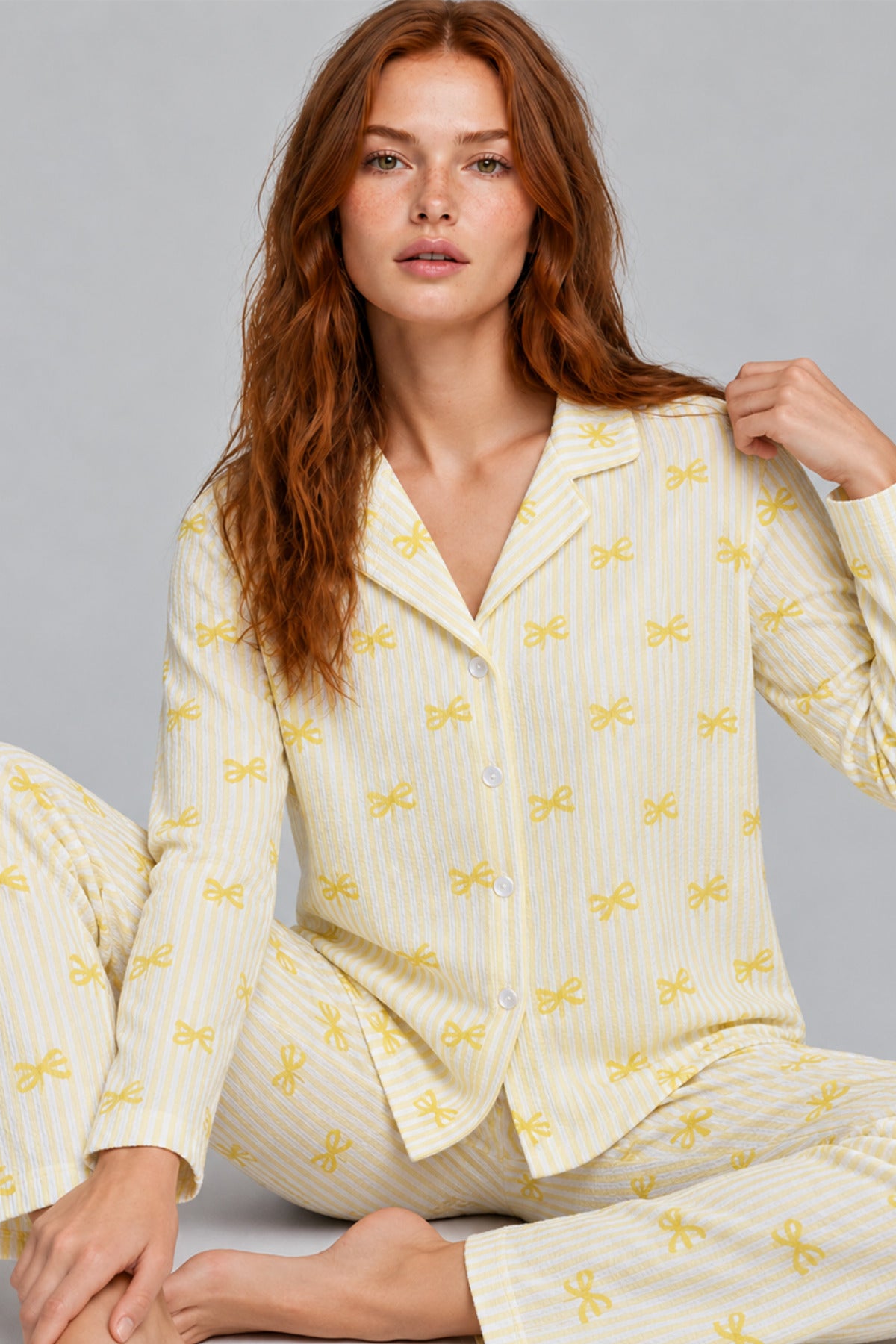 Kadın Çizgili Fiyonk Desenli Kısa Kollu Pijama Takımı 4811