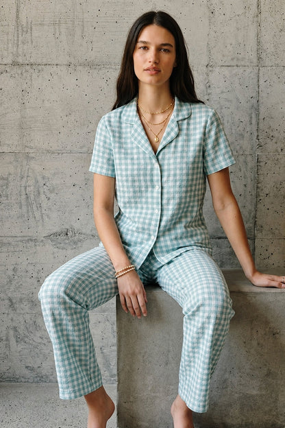 V Yaka Düğmeli Casual Pijama Takımı