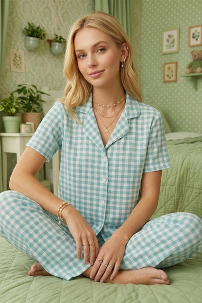 Çiçek Baskılı Bürümçük Kumaş Kısa Kollu Pijama Takımı 6067