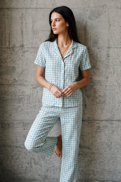 V Yaka Düğmeli Casual Pijama Takımı