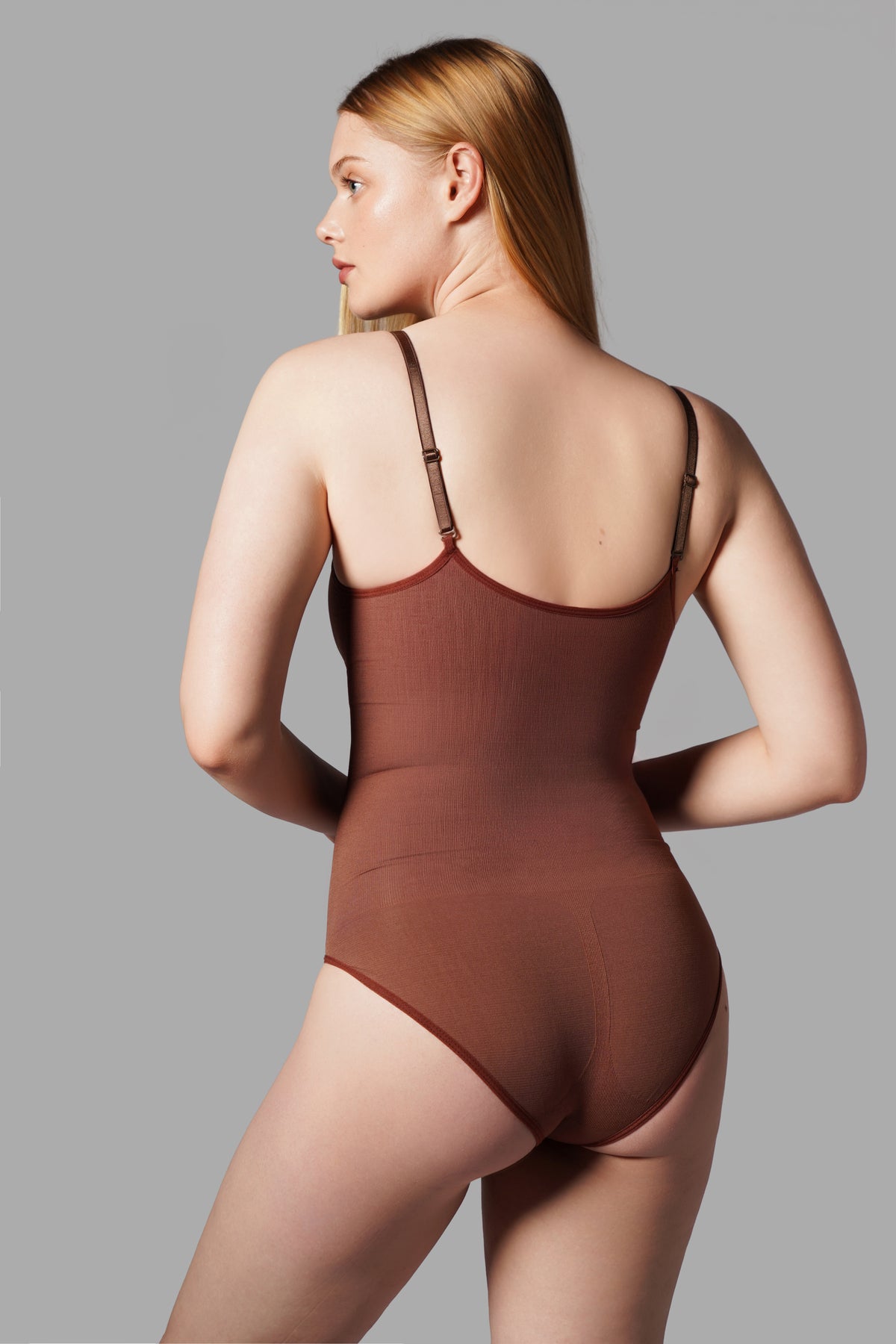 İncelten 2 Beden Toparlayan Alt Tarafı Çıtçıtlı Zıbın Korse Seamless 9051