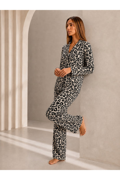Kadın Önden Düğmeli Uzun Kollu Alt Üst Pijama Takımı