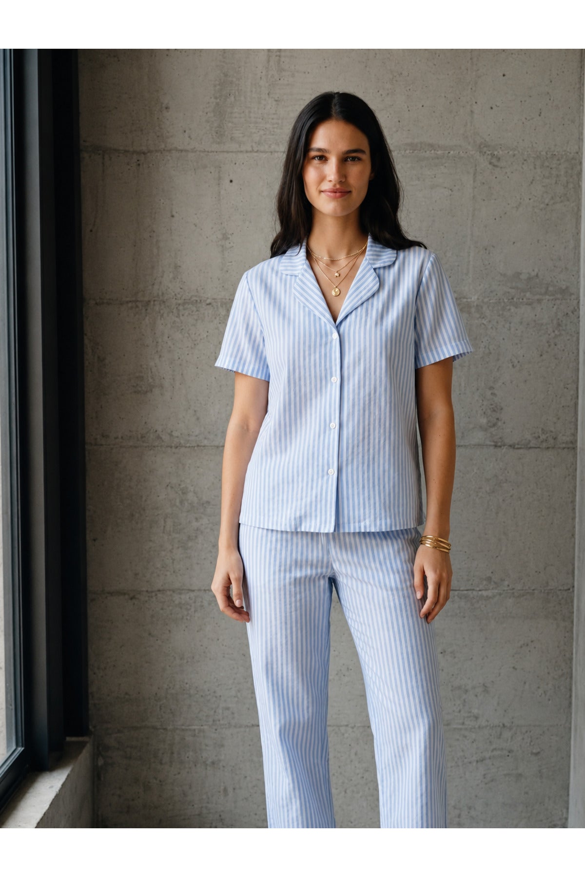 V Yaka Düğmeli Casual Pijama Takımı