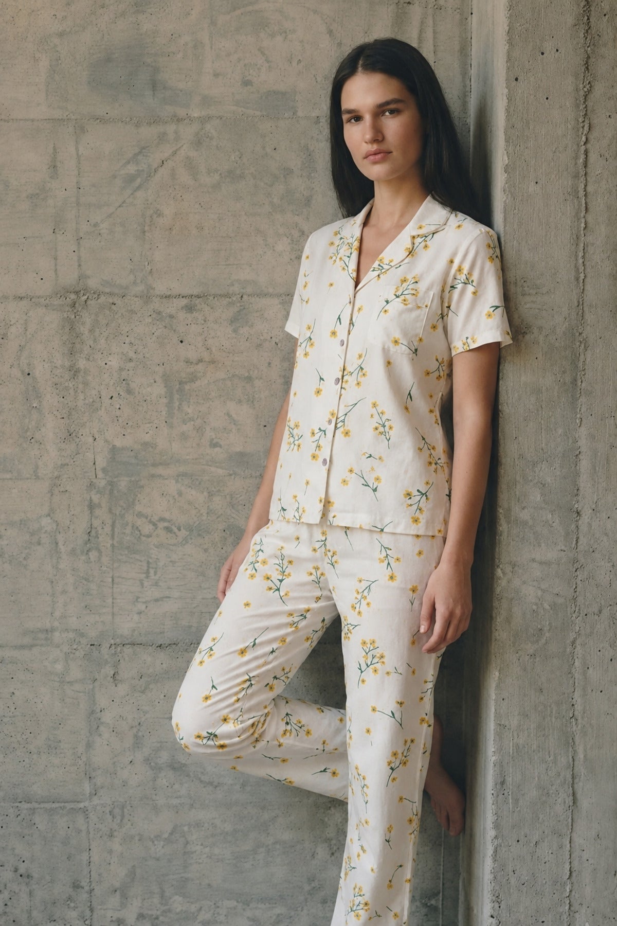 V Yaka Düğmeli Casual Pijama Takımı