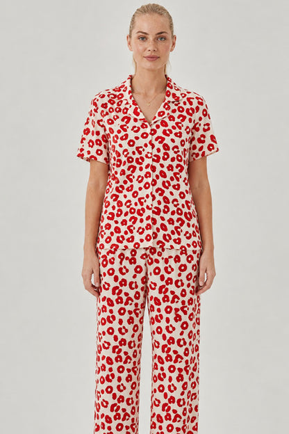 Kırmızı Leopar Desenli Bürümcük Kumaş Pijama Takımı 4644-beyaz