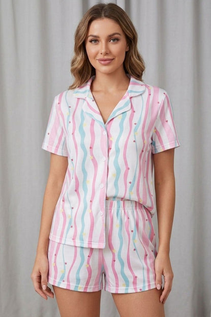 Renkli Kalp Desenli Düğmeli Şortlu Pijama Takımı 4610 -