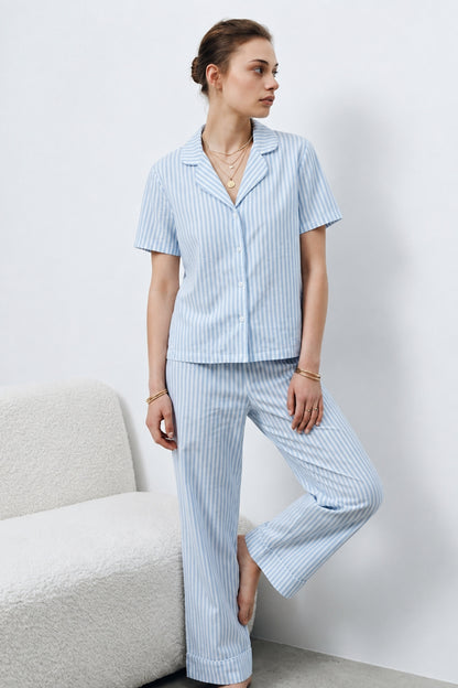 V Yaka Kapama Lastik Bel Pijama Takımı