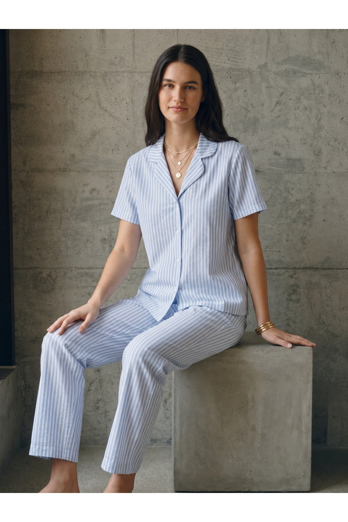V Yaka Düğmeli Casual Pijama Takımı