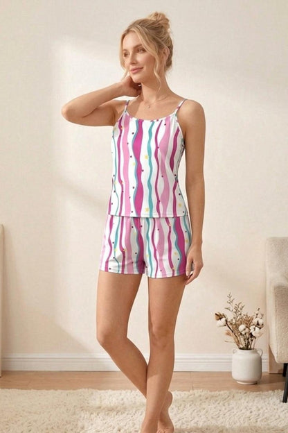 Çilek Desenli İp Askılı Şortlu Pijama Takımı 4617 -