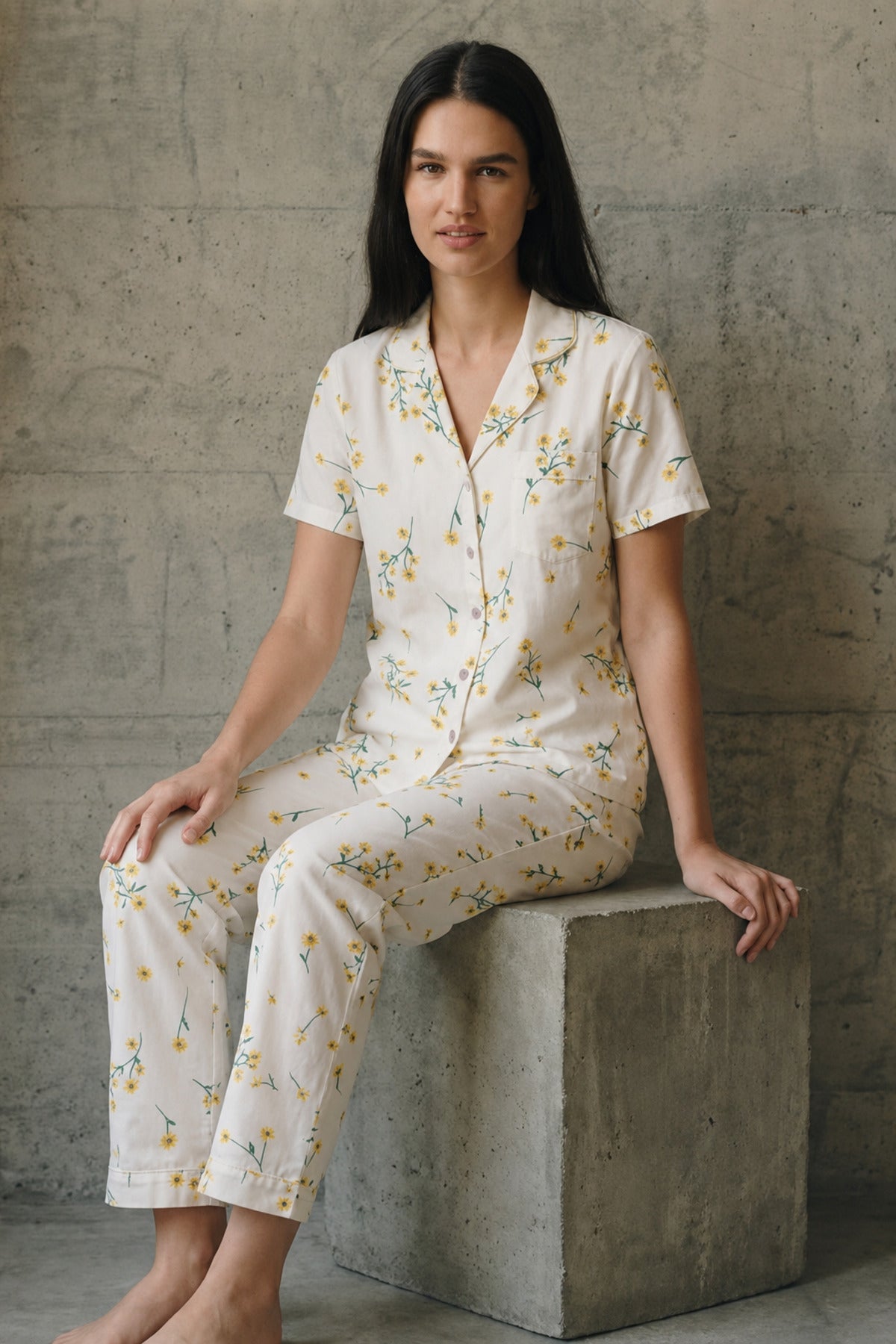 V Yaka Düğmeli Casual Pijama Takımı