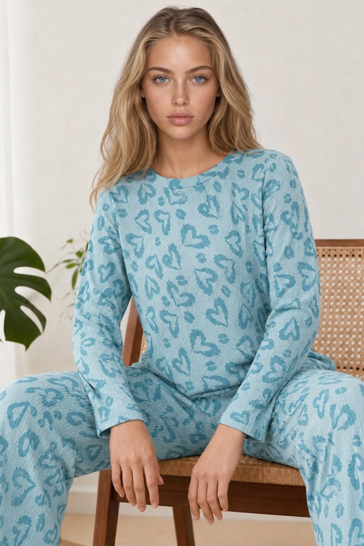 Kadın Desenli Uzun Kollu Pijama Takımı 4722